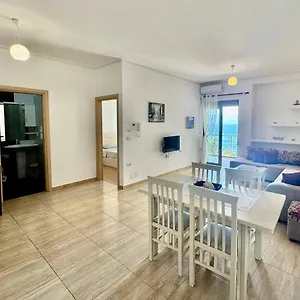 Appartamento 4 Seasons Sea View, Sarandë